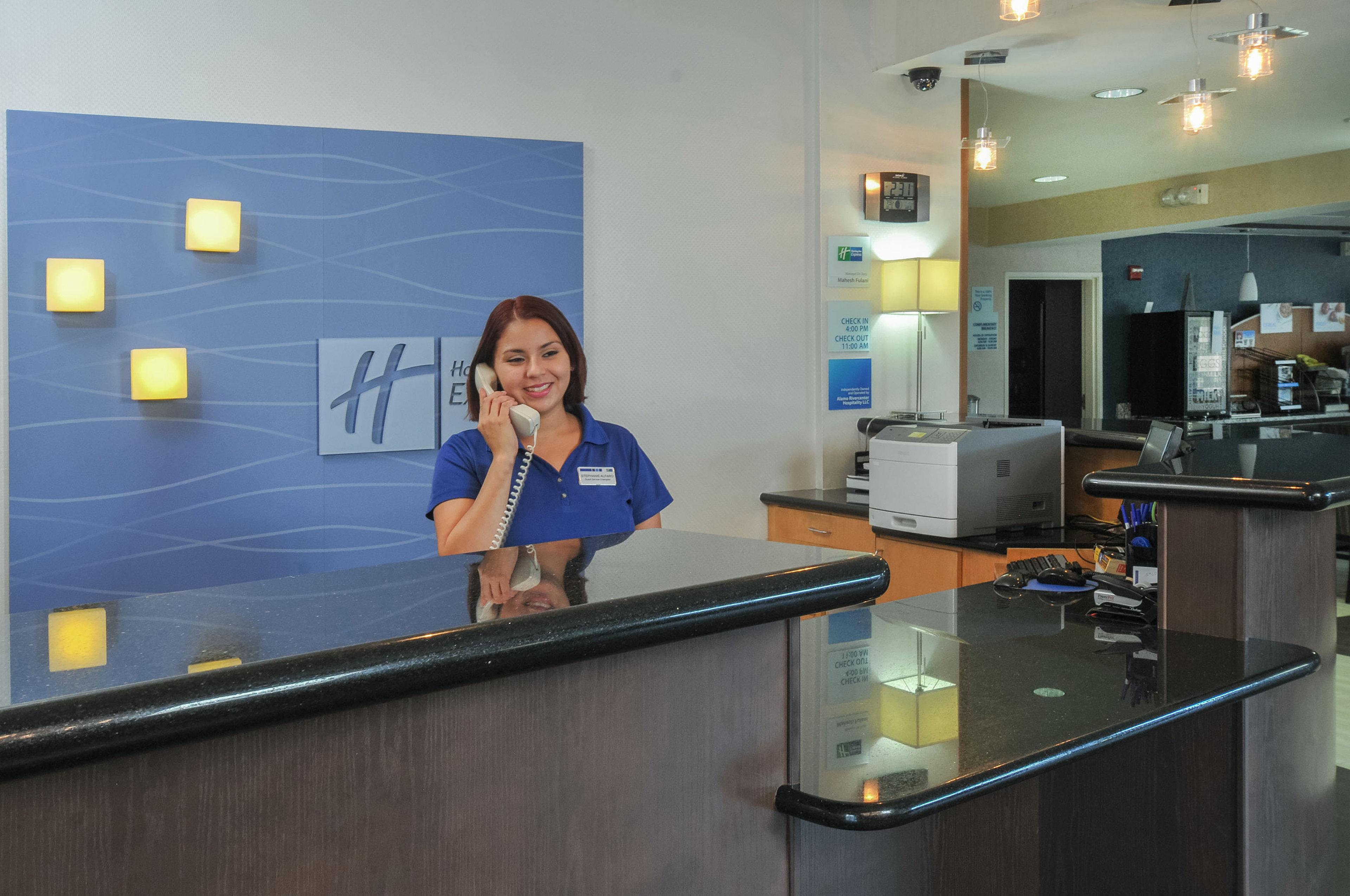 Holiday Inn Express Hotel & Suites San Antonio - Rivercenter Area By Ihg Εξωτερικό φωτογραφία